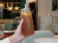 -奈雪的茶(优特汇店)