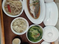 -雪梅月子中心(华侨城店)