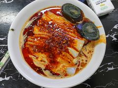 -何老二卤汁凉粉
