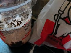 -蜜雪冰城(国权路地铁口店)