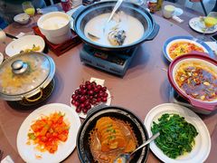 -香山湖家家宴(中山陵店)