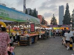 -大学城夜市