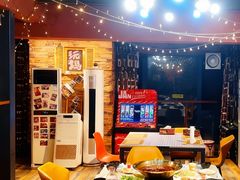 -玩坞轰趴馆·户外团建聚会主题生日派对馆(世豪广场店)