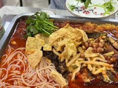 -在巷子里的烤肉店·螺蛳粉烤鱼·牛蛙(和美城店)