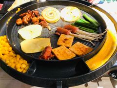 -三国惹火烤肉·中日韩烤肉集合店(百草路店)