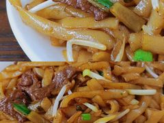 干炒牛河-美食店(华贵路店)