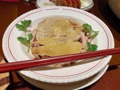 红葱头手撕鸡-广州中心皇冠假日酒店·百粤楼