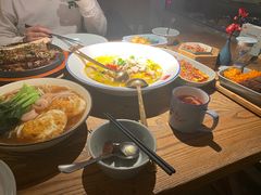 -蜜桃餐厅·伴山(湖滨商业街店)