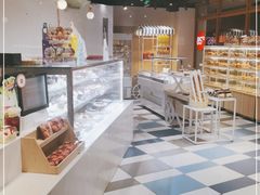 -85度C(生甜甜圈研究工坊·上海平凉店)
