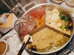 -潮牛壹号鲜牛肉火锅(世界城广场店)