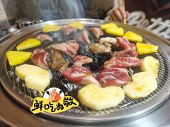 -围炉肉舍丹东海鲜烤肉·烤活鳗(步行街店)