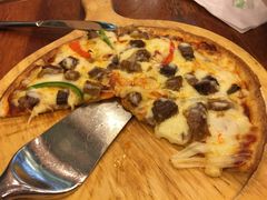 麻辣牛肉披萨（9寸薄脆底）-玛格萝妮比萨屋(四平店)