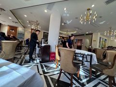-老人和饭店(淮海中路店)