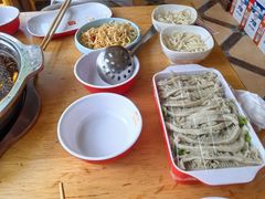 -袁记串串香(泉水轻轨站店)