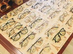 -肆兮眼镜·蔡司·徕卡战略合作店(大坪店)