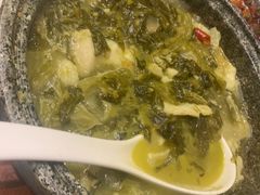 酸菜鱼-小南国(金沙江路店)