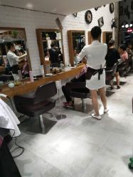 -川禾美发沙龙