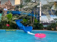 -龙脉温泉室内游泳馆