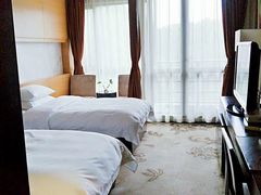 -上海怡沁园度假酒店