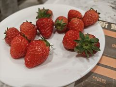 -金马门国际美食百汇(珞喻路店)