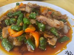 回锅肉-荣生萝卜汤饭店