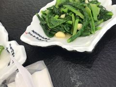 -撒拉人家.酸菜牦牛肉火锅