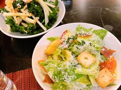 经典凯撒沙拉配香脆火腿-WOLFGANG PUCK KITCHEN & BAR(迪士尼小镇店)