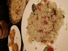 油壓香蕉，美式薯條，培根蛋炒飯飯。-美客·美家西餐厅(恩广店)