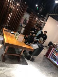 大厅-思妍丽美发沙龙