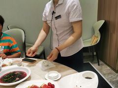-南京悦客假日酒店