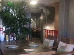 -HIGH FIVE哈福手工汉堡(桂林路店)