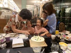 -圣丰索菲特·2 On 988 Café 自助餐厅