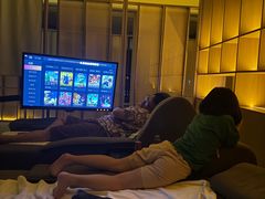 -涨巢·潮玩水疗局