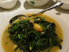 咸蛋黄炒菠菜-莆田餐厅PUTIEN(西安万象天地店)