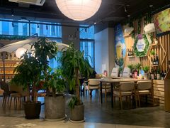 大堂-日进一片海.生腌海鲜火锅.宵夜烧烤(三里屯总店)
