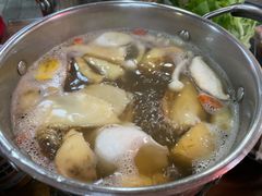菌菇小火锅-丽江庭院·云南野生菌·海鲜火锅(鼓楼四合院店)