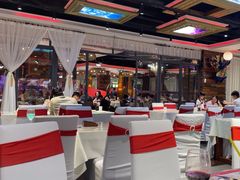 -四海一家自助餐(益田假日广场店)