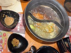 -呷哺呷哺(普陀乐购真北店)