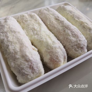 该店位于一号桥黄花园桥头的车站，平时只觉得是一家平常