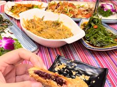 -香巴拉云南餐厅(华莱坞店)