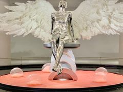 -涨巢·潮玩水疗局