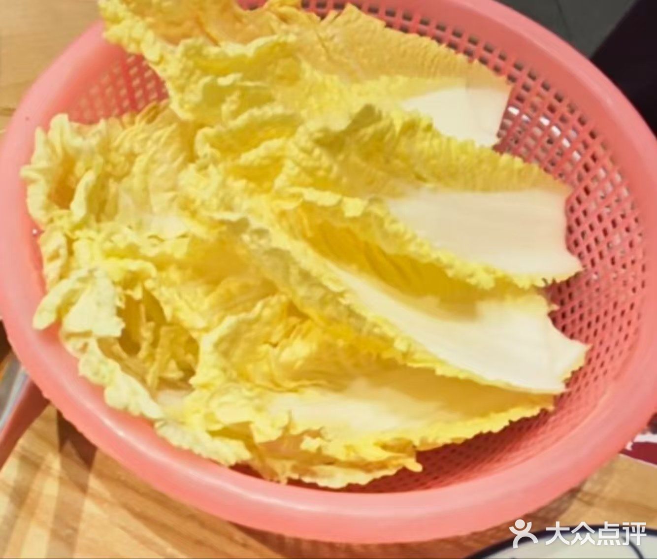 今天火锅吃撑了，超满足