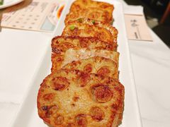 鹅肝酱藕夹-楚山晓·湖北菜(武汉光谷K11店)