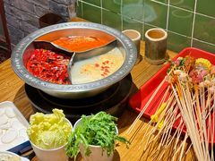 -钢管厂五区小郡肝串串香火锅(人民广场店)