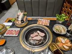 -何发发和牛烧肉·鳗鱼榴莲放题自助(乐峰广场店)