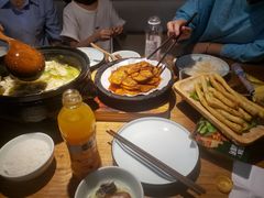 -九锅一堂酸菜鱼(万达广场店)