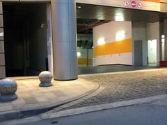 -万象城-停车场
