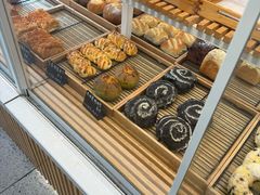 -焙丽拾光(麦凯乐直营店)