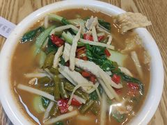 -牛八宝桂林米粉(八里庄店)