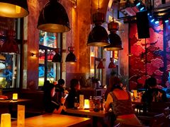 -FOUR PLAY BAR